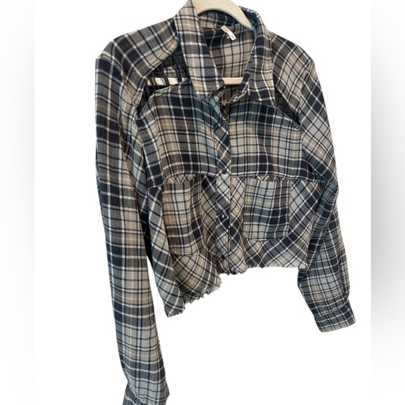 Free People Plaid Cropped Button Down Top - Picture 5 of 10
